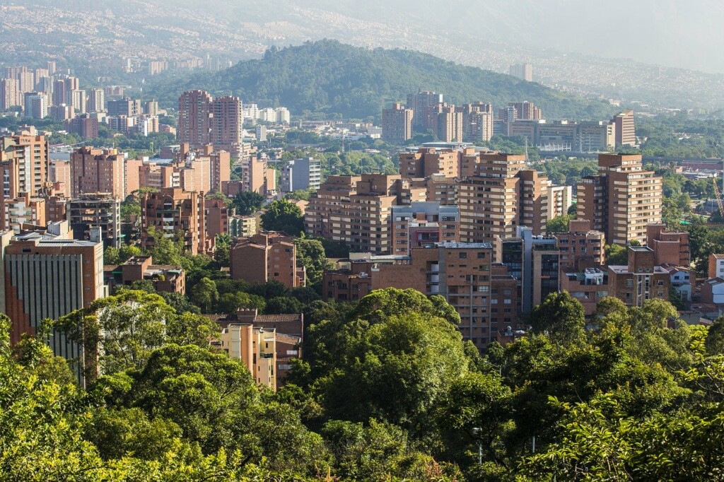 Vista aérea da cidade de Medellín, na Colômbia